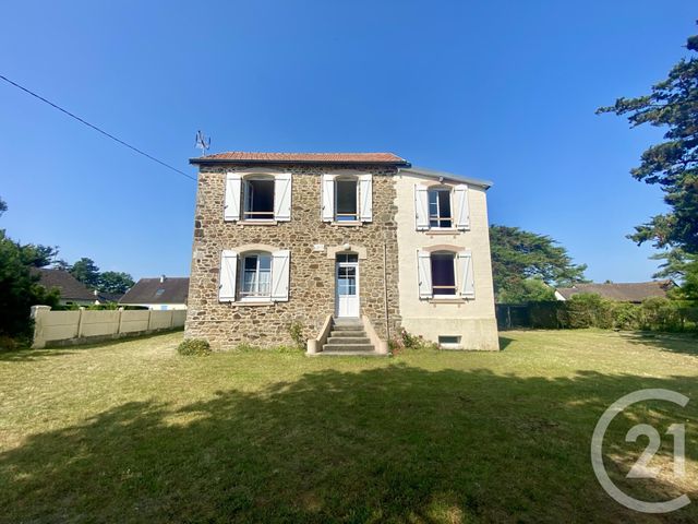 Maison à vendre - 6 pièces - 97 m2 - Jullouville - 50 - BASSE-NORMANDIE